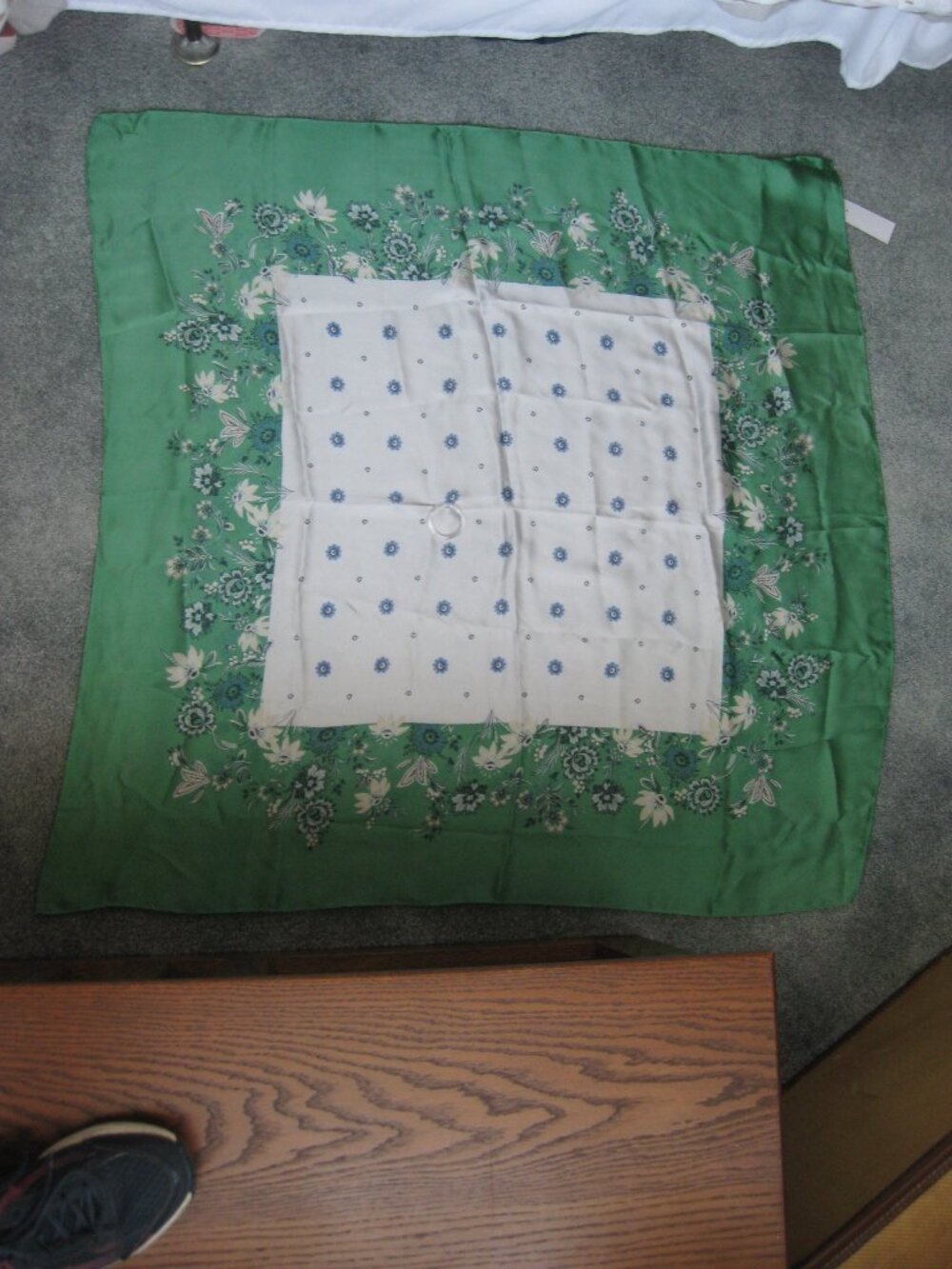 Ann Taylor Factory Border Floral Square Scarf 36x36 in Blue Green White NEW